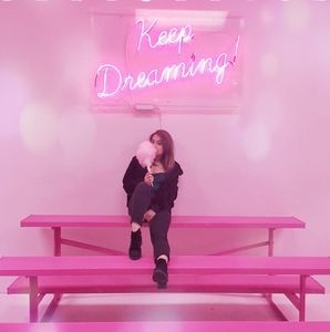 Meet your Posher, Anna